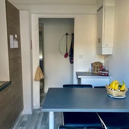F2 Renove Centre-ville Amelie-les-bains - Fr-1-703-192 *