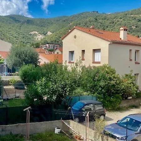 Apartamento F2 Renove Centre-ville Amelie-les-bains - Fr-1-703-192 *
